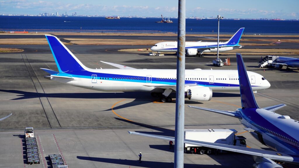 Haneda Airport to Tokyo Train