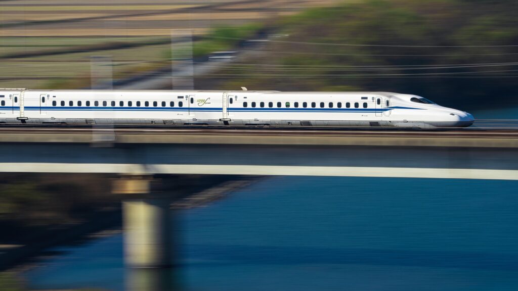 Japanese bullet train: Shinkansen